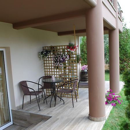 Family House Emerald ลิเมนาเรีย ภายนอก รูปภาพ