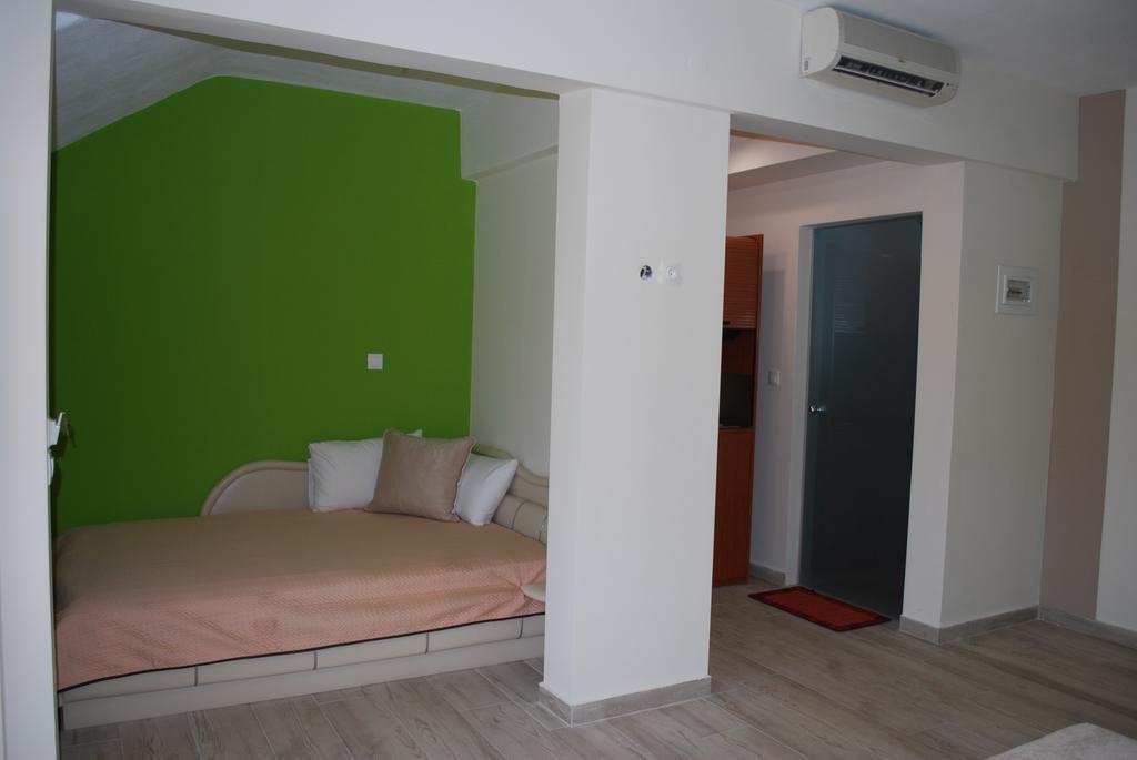 Family House Emerald ลิเมนาเรีย ภายนอก รูปภาพ